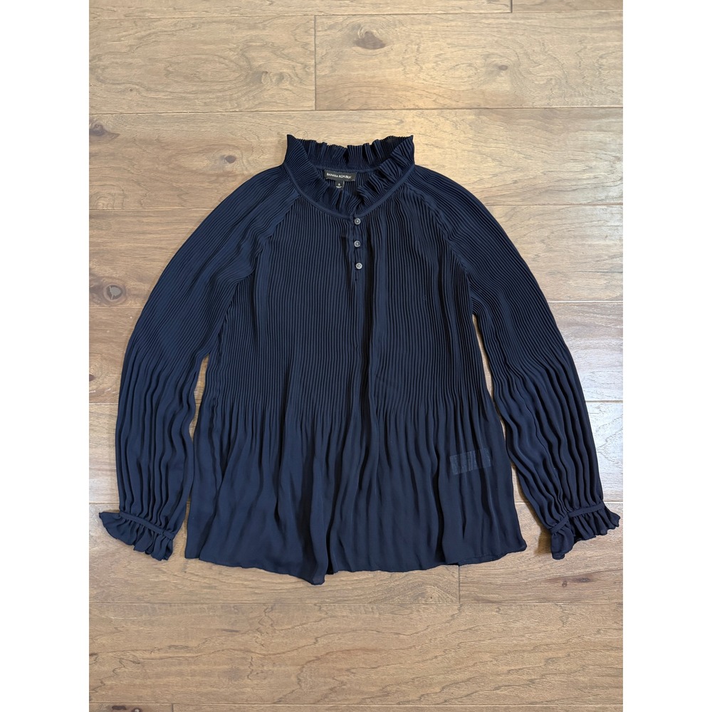 Banana Republic Navy Blue Pleated Ruffle High Neck Blouse Small Long‎ Sleeve Top
